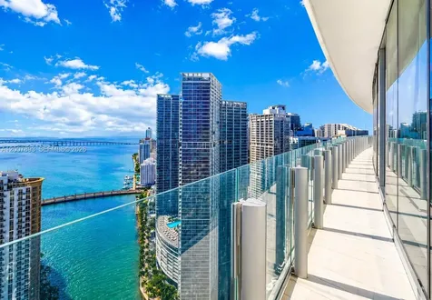 300 Biscayne Boulevard Way Miami FL 33131