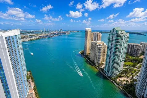 300 Biscayne Boulevard Way Miami FL 33131