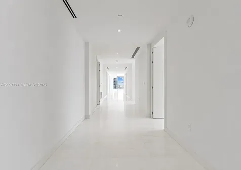 300 Biscayne Boulevard Way Miami FL 33131