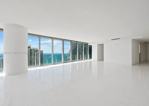 300 Biscayne Boulevard Way Miami FL 33131