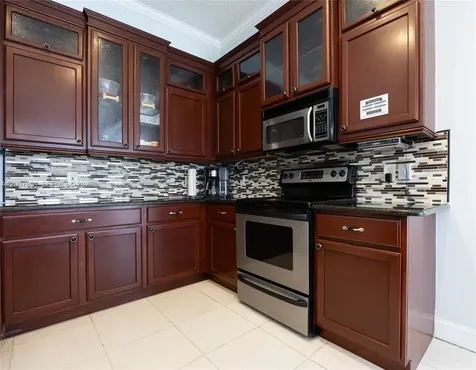 2033 SW Beekman Street Port St. Lucie FL 34953