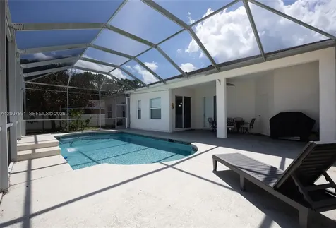2033 SW Beekman Street Port St. Lucie FL 34953