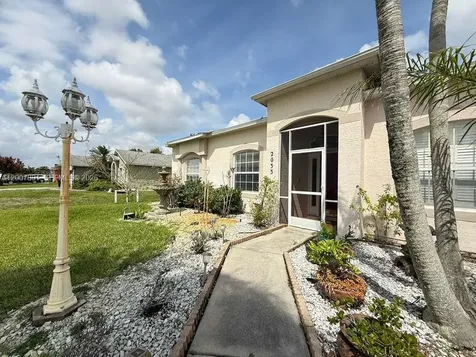 2033 SW Beekman Street Port St. Lucie FL 34953