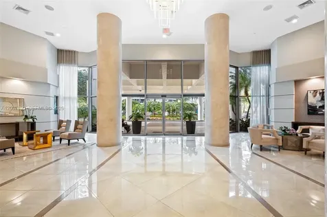 19195 NE 36th Court Aventura FL 33180