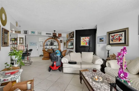 19195 NE 36th Court Aventura FL 33180