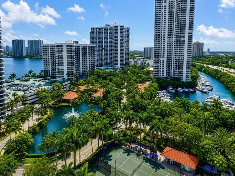 19195 NE 36th Court Aventura FL 33180