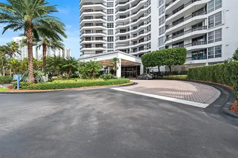 19195 NE 36th Court Aventura FL 33180
