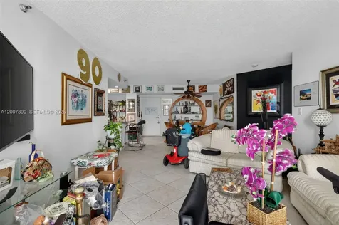 19195 NE 36th Court Aventura FL 33180