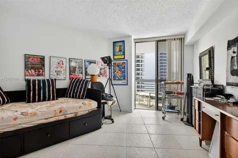 19195 NE 36th Court Aventura FL 33180