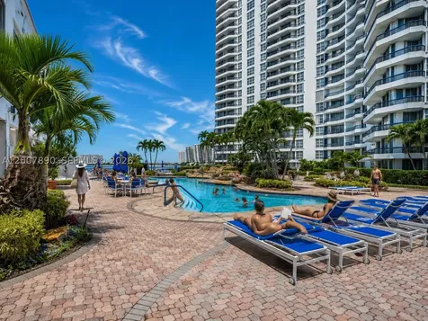 19195 NE 36th Court Aventura FL 33180