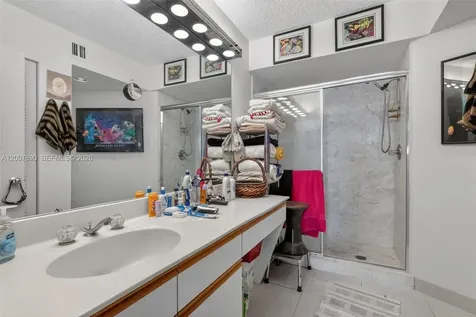 19195 NE 36th Court Aventura FL 33180