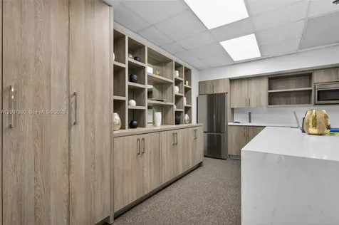 19195 NE 36th Court Aventura FL 33180
