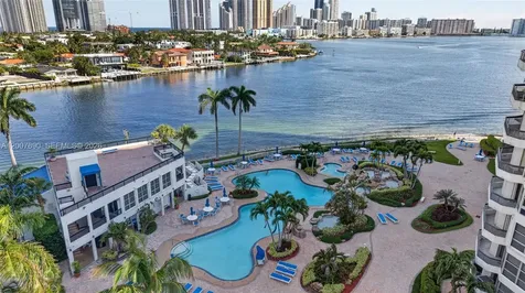 19195 NE 36th Court Aventura FL 33180