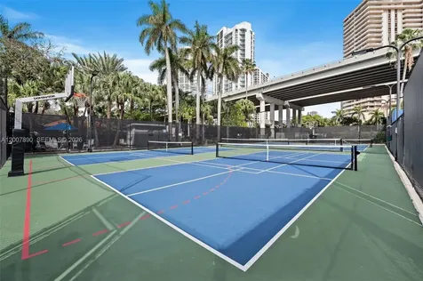 19195 NE 36th Court Aventura FL 33180
