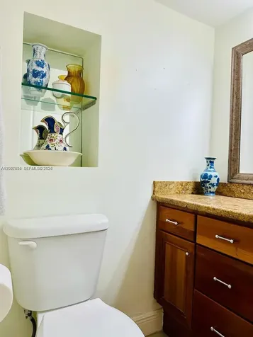 2655 Collins Avenue Miami Beach FL 33140