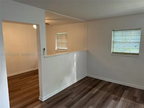 645 NE 35 Oakland Park FL 33334