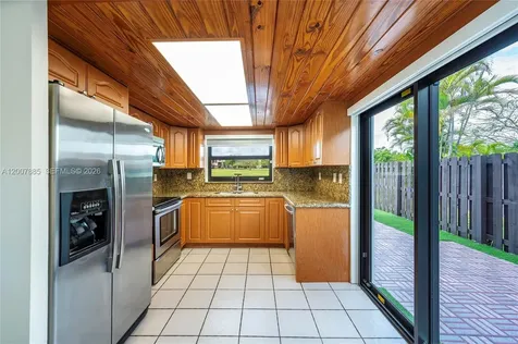 10340 NW 5th Terrace Miami FL 33172