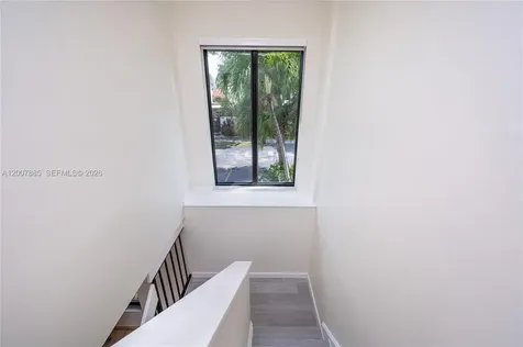 10340 NW 5th Terrace Miami FL 33172