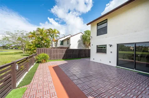 10340 NW 5th Terrace Miami FL 33172