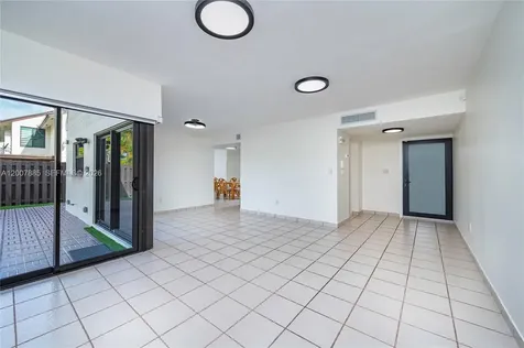 10340 NW 5th Terrace Miami FL 33172