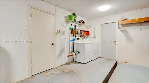 6255 Hawkes Bluff Avenue Davie FL 33331