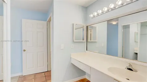 6255 Hawkes Bluff Avenue Davie FL 33331