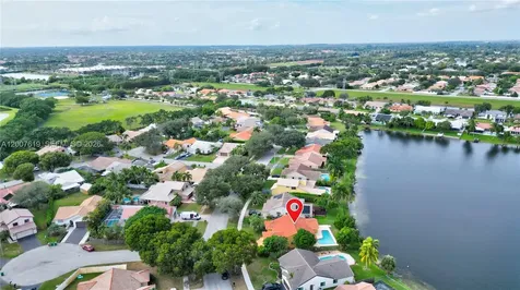 6255 Hawkes Bluff Avenue Davie FL 33331