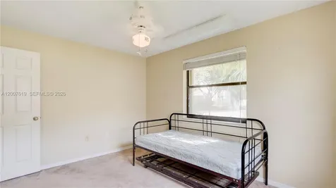 6255 Hawkes Bluff Avenue Davie FL 33331