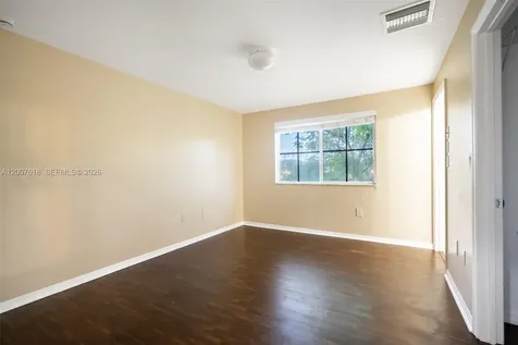 6051 SW 19th Place North Lauderdale FL 33068
