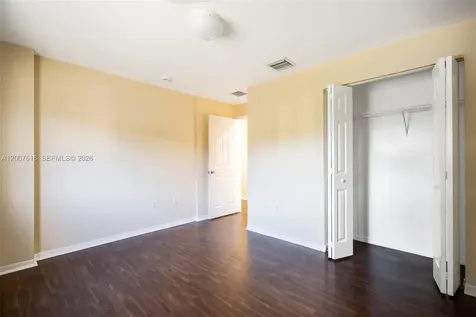 6051 SW 19th Place North Lauderdale FL 33068