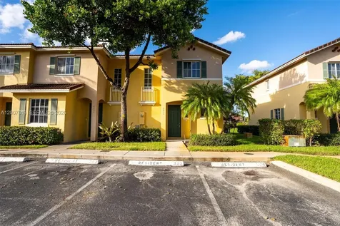 6051 SW 19th Place North Lauderdale FL 33068
