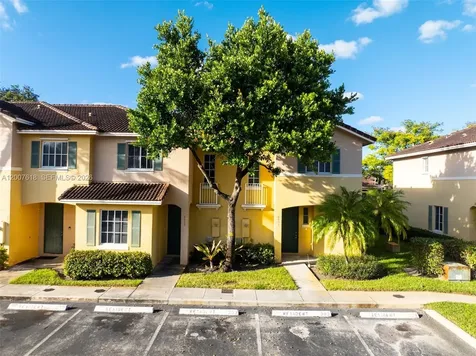 6051 SW 19th Place North Lauderdale FL 33068