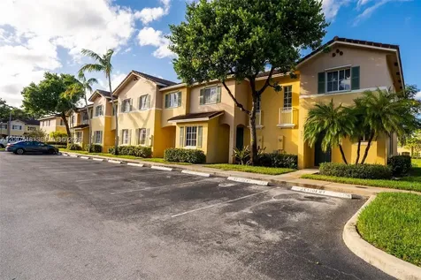 6051 SW 19th Place North Lauderdale FL 33068