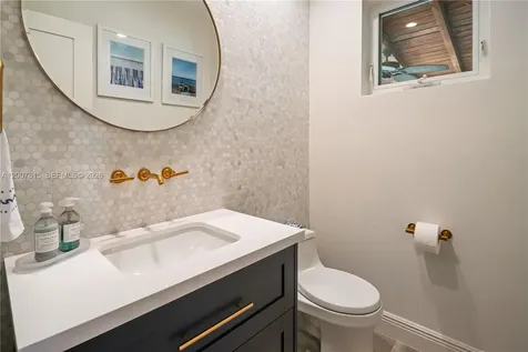 16032 SW 74th Place Palmetto Bay FL 33157