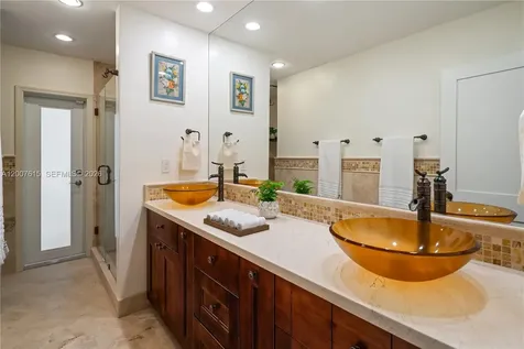 16032 SW 74th Place Palmetto Bay FL 33157