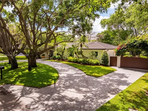 16032 SW 74th Place Palmetto Bay FL 33157
