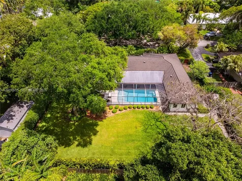16032 SW 74th Place Palmetto Bay FL 33157