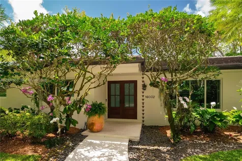 16032 SW 74th Place Palmetto Bay FL 33157
