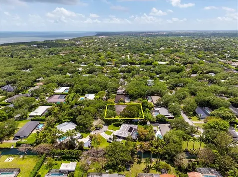 16032 SW 74th Place Palmetto Bay FL 33157