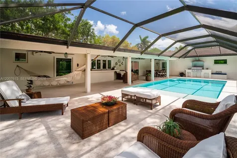 16032 SW 74th Place Palmetto Bay FL 33157