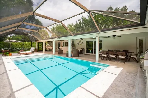 16032 SW 74th Place Palmetto Bay FL 33157