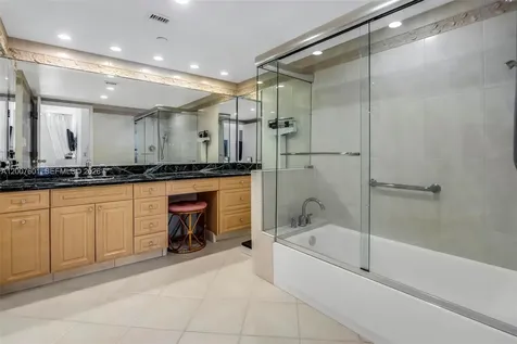 19707 Turnberry Way Aventura FL 33180