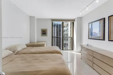 19707 Turnberry Way Aventura FL 33180