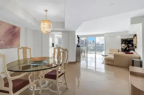 19707 Turnberry Way Aventura FL 33180