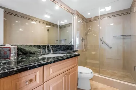 19707 Turnberry Way Aventura FL 33180