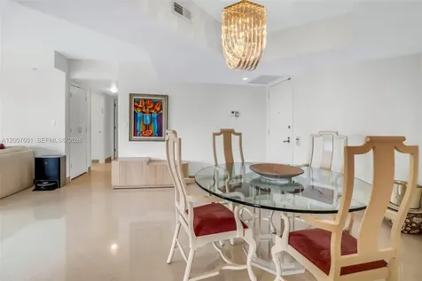 19707 Turnberry Way Aventura FL 33180