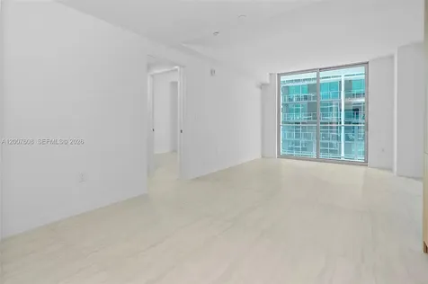 77 SE 5th Street Miami FL 33131