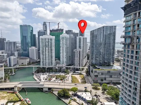 77 SE 5th Street Miami FL 33131
