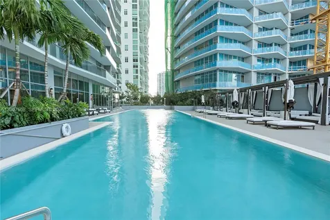 77 SE 5th Street Miami FL 33131