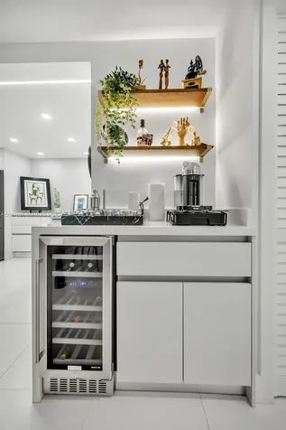 6801 Indian Creek Drive Miami Beach FL 33141